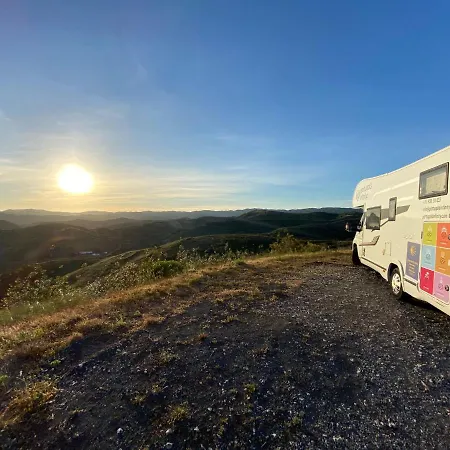 Botel Portugals Infinity - Autocaravana Luxo Faro