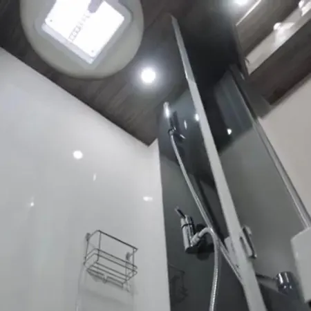 Portugals Infinity - Autocaravana Luxo بوتيل