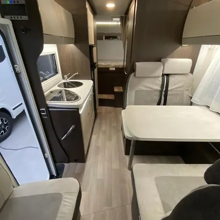 Botel Portugals Infinity - Autocaravana Luxo